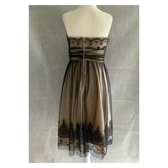 David's Bridal Strapless Tulle Dress With Caviar Beading Short Sz 6 - Picture 4 of 10